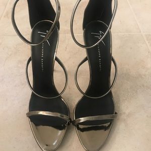 Giuseppe Zanotti Coline 3 strap sandal